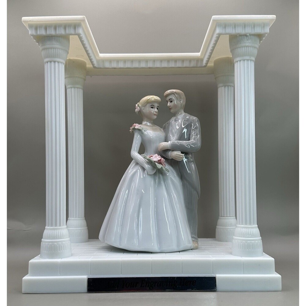 Vintage Wilton Porcelain Wedding Couple Figurine Pillar Archway Keepsake